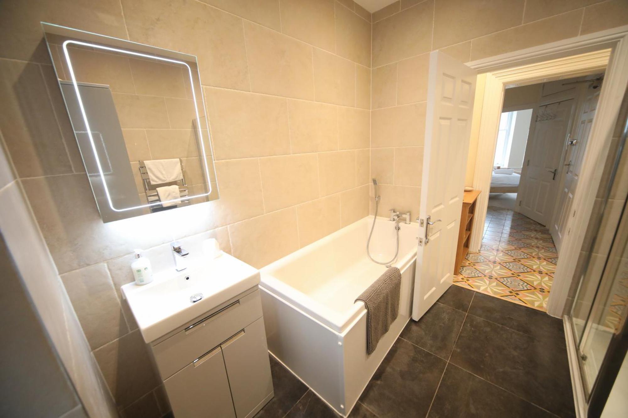 Lfracombe Holiday Apartment Close To Tunnels Beaches Ilfracombe Exteriör bild